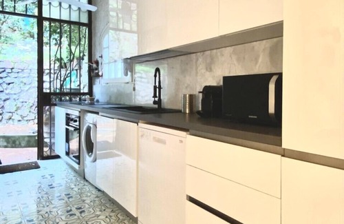 San Felice Circeo Villa | Stunning Oceanfront Retreat with Breathtaking Sea Views