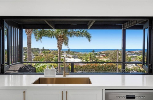 Boat Harbour House | Relaxing Mediterranean Escape with Spa and Ocean Views