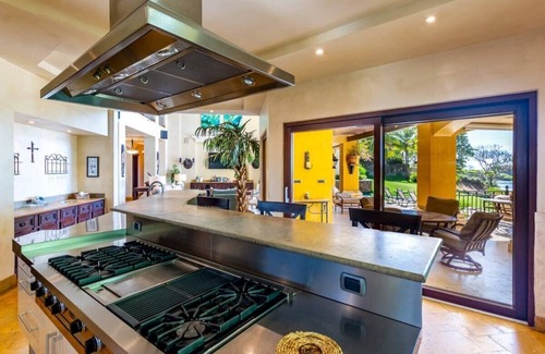 Playa Flamingo House | Beachfront Flamingo Mansion: Top-Rated with Private Pool & Spa