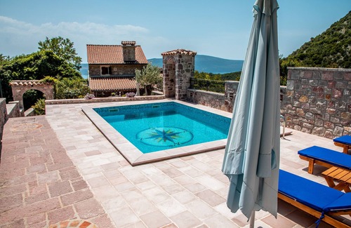 Tivat Villa | Delightful Mediterranean Villa with Pool, 10min to Beach