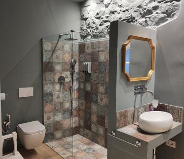 Roiano-Gretta-Barcola-Cologna-Scorcola Apartment | Dreamy Oceanfront Stay at Medium Miramare Appartamento