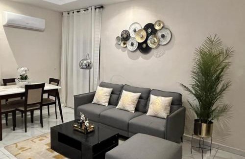 Cocody Apartment | Elegant Medo Houses: Family-Friendly Retreat Awaits You