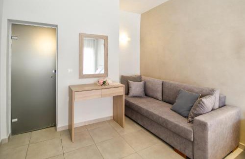 Sarti Apartment | Top-Rated Medusa Studios: Ideal for Families and Relaxation