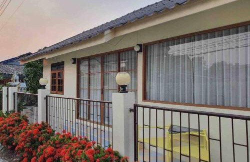 Bang Bo House | Welcoming Mee-Suk Home: Pet and Child Friendly Retreat