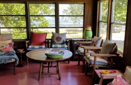Dardanelle Cabin | Discover Meek's Mountaintop Retreat at Sunrise Point