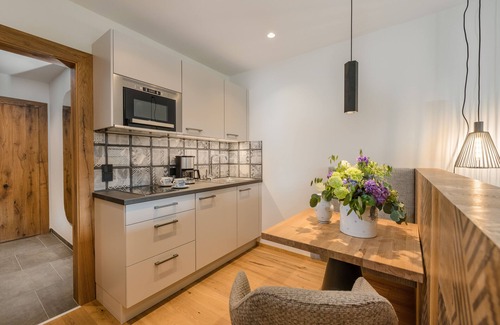 Pertisau Apartment | Discover Meerberg Achensee: Top-Rated Lake View Retreat