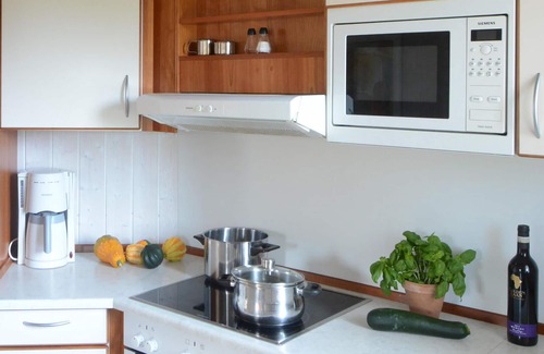 Travemuende House | Spacious 5-Bedroom Retreat in Travemünde-Priwall