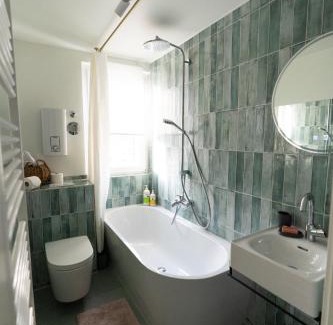 Ulm Apartment | Family-Friendly Meerjungfrau - W14 with 9.7/10 Rating