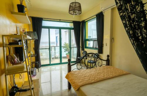 Xiyu House | Oceanfront Comfort at Meet Bay B&B for Your Family Retreat