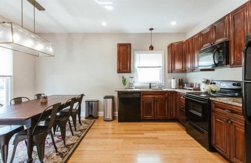 Athens House | Discover Athens: Elegant 4-Bedroom Home Near UGA