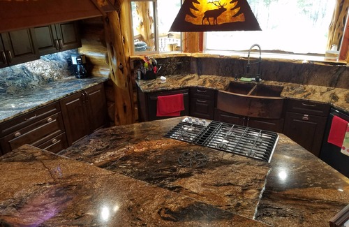 Tamarack Resort House | Top-Rated Mega Lodge in Donnelly with Lake & Ocean Views