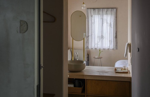 Taketomi-jima Taketomi-cho Hotel | Explore Meguru Ishigaki: Eco-Friendly Family Retreat