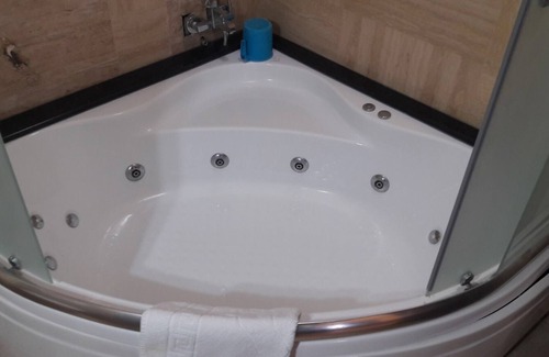 Sarikaya Hotel | Relax at Mehmetoğulları Thermal Resort with Spa & Pool