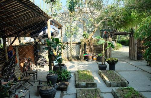 Huong Thuy Hotel | mehome