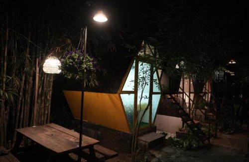 Huong Thuy Hotel | mehome