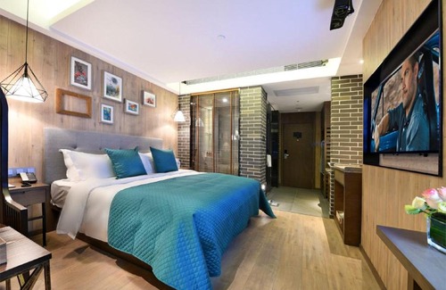 Xi’an City Center Hotel | Mehood Lestie, Xi'an Bell and Drum Tower South Gate