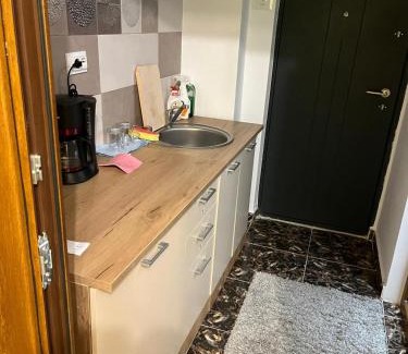 Pitesti Apartment | Family-Friendly Stay at MEHTUP S.R.L. with High Guest Ratings