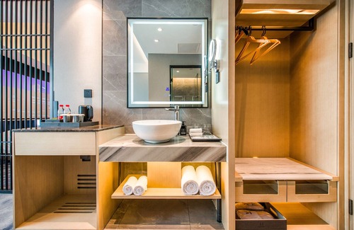 Luohu Hotel | Discover Meihao Hotel ShenZhen Sungang: Family-Friendly Stay