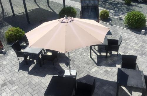 Niesgrau Bed & Breakfast | Beachfront Bliss at Mein-Ostseeplätzchen – Guest Rated 9/10