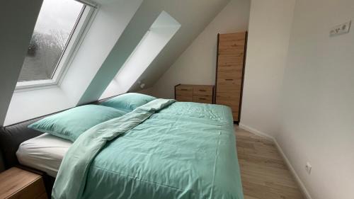 Kirchlinteln Apartment | Family Retreat at Meine Schule Sehlingen with Ocean Views