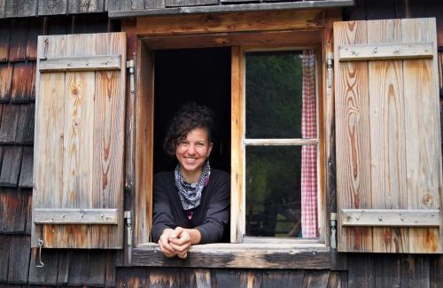 Sankt Margarethen im Lungau Apartment | Discover Meissnitzerhütte: Family-Friendly Retreat