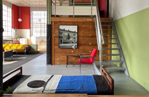 Neulindenau Apartment | Meisterzimmer: Guest Rated 9/10 with Hot Tub & Breakfast