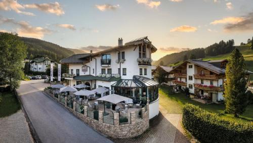 Filzmoos Hotel | Relax at meiZeit Lodge: Oceanfront with Spa & Top Ratings