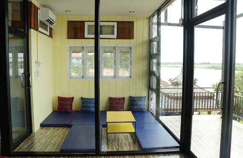 Tha Bo House | Relax at Mekong Tarawadee Villa with Great Family Amenities