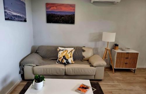 Lilydale Bed & Breakfast | Family-Friendly Retreat at Melazzano with Top Guest Ratings