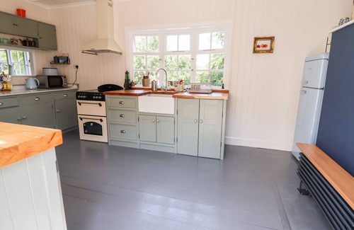St George Cottage | Family-Friendly Melbecks Cottage with Oceanfront Views