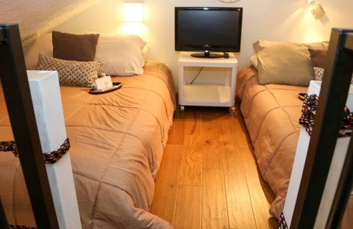 Noblesville House | Melby Manor Loft-Private Lakeside Apartment