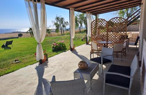 Samothrace Apartment | Oceanfront Melenios Houses - Guest Rated 9.9/10!