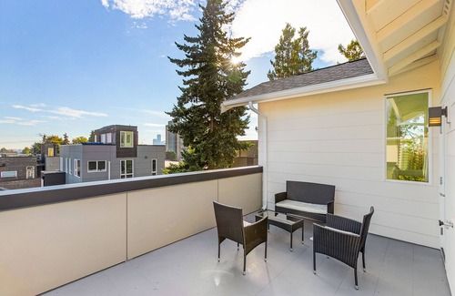 Capitol Hill Apartment | Pet-Friendly Meleys Crimson Keep Driftmarks Suite Awaits