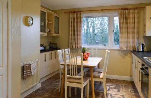 Minto House | Discover Melgund Glen Lodge: 4-Star Rating, Pet-Friendly Stay