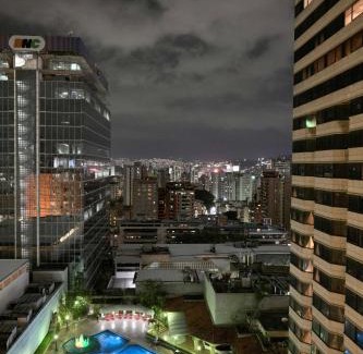 Chacao Hotel | Elegant Meliá Caracas: 5-Star Retreat with Pool & Spa