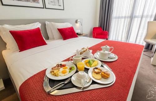 Central C Hotel | Relax at Meliá Maputo Sky: 4-Star Hotel with Pool & Spa