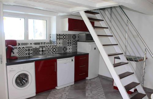 Melle House | Relaxing Mellé Gîte Near Mont Saint Michel - Family & Pet Friendly