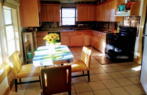 Marble Falls House | Relax at Mellow Yellow Guesthouse with Pool & Breakfast