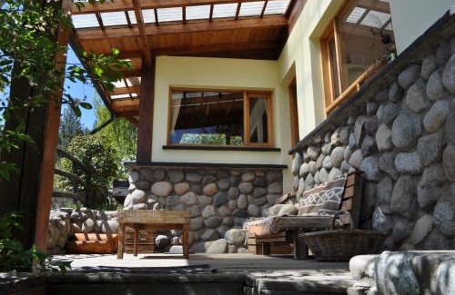 San Martin de los Andes House | Nature Retreat in San Martín de los Andes - 10/10 Rated Stay