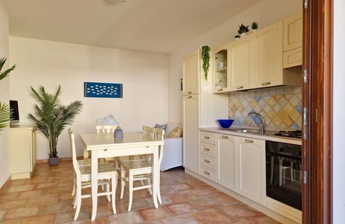 Sos Alinos Apartment | Cozy Melodie B Apartment Just Steps from the Sea