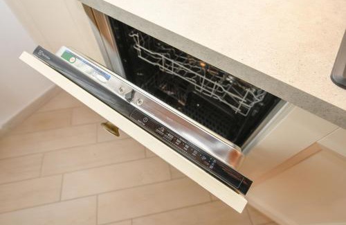 Tignale Apartment | Pet-Friendly Melograno: A Family Retreat Near Attractions
