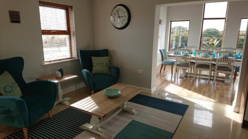 Lisdoonvarna House | Family-Friendly Melroche House in Scenic Doolin