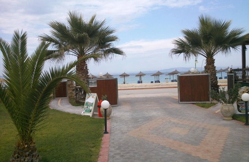 Ormos Panagias Hotel | Exceptional Ocean View Rooms at Meltemi - Perfect for Families