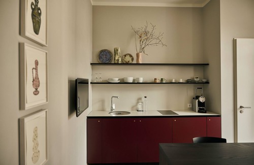 Mitte Hotel | Highly Rated Melter Hotel & Apartments with Unique Amenities