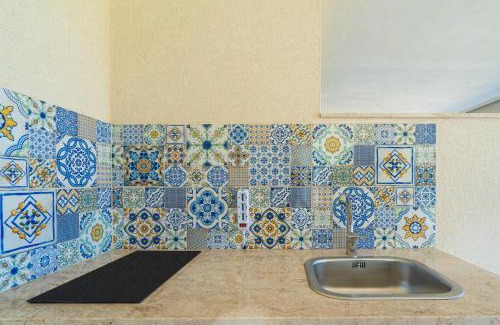 Syracuse Villa | Discover Melus Maris: Family-Friendly Retreat with Pool