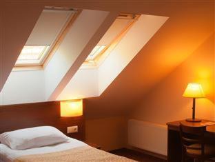 Old Town Hotel | Explore Memel Hotel: Pet-Friendly with High Guest Ratings