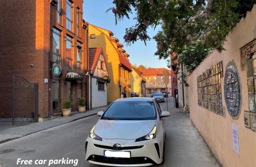 Old Town Apartment | Memel Sunshine Apartment - Guest Rated 9.8/10 Stay