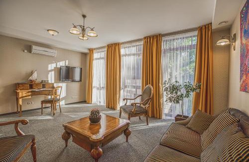 Old Town Apartment | Memel Sunshine Apartment - Guest Rated 9.8/10 Stay