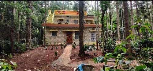 Yercaud House | Discover Memmsta S.P Resort Inn: Pet-Friendly Getaway