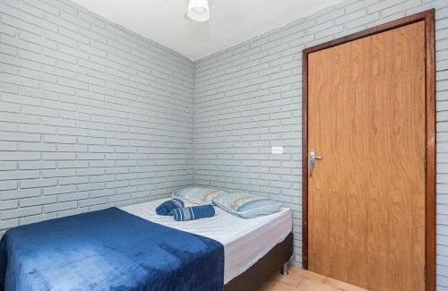 Pontal do Parana House | Beachside Retreat: Close to Ilha do Mel & Pet Friendly